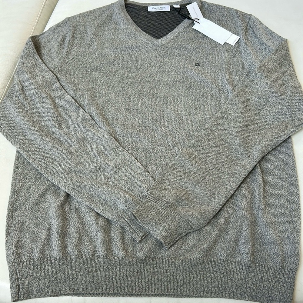 Calvin Klein Italian Merino Sweater M - Picture 3 of 4